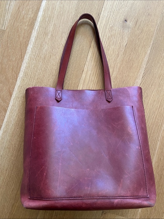 Madewell Handbags - Madewell Essential Leather Tote Bucket Bag Handbag Totebag Mahogany 12”x13.5”